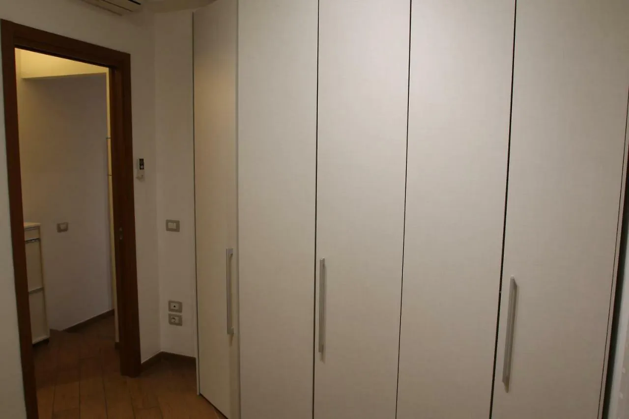 Dany Holidays Apartment Florence Italy